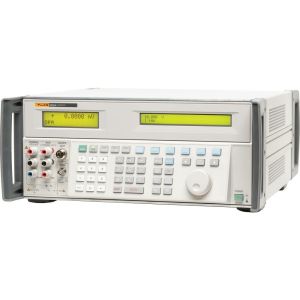 Fluke 5522A Multifunction calibrator with option SC1100