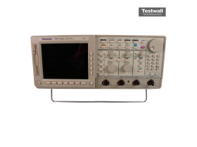 Tektronix TDS744A