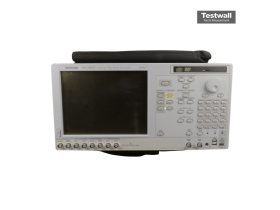 Tektronix AWG5002B