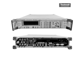 Rohde & Schwarz SMR30 10MHz - 30GHz Signal Generator