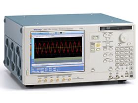 Tektronix AWG7062B