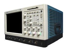 Tektronix TDS7104