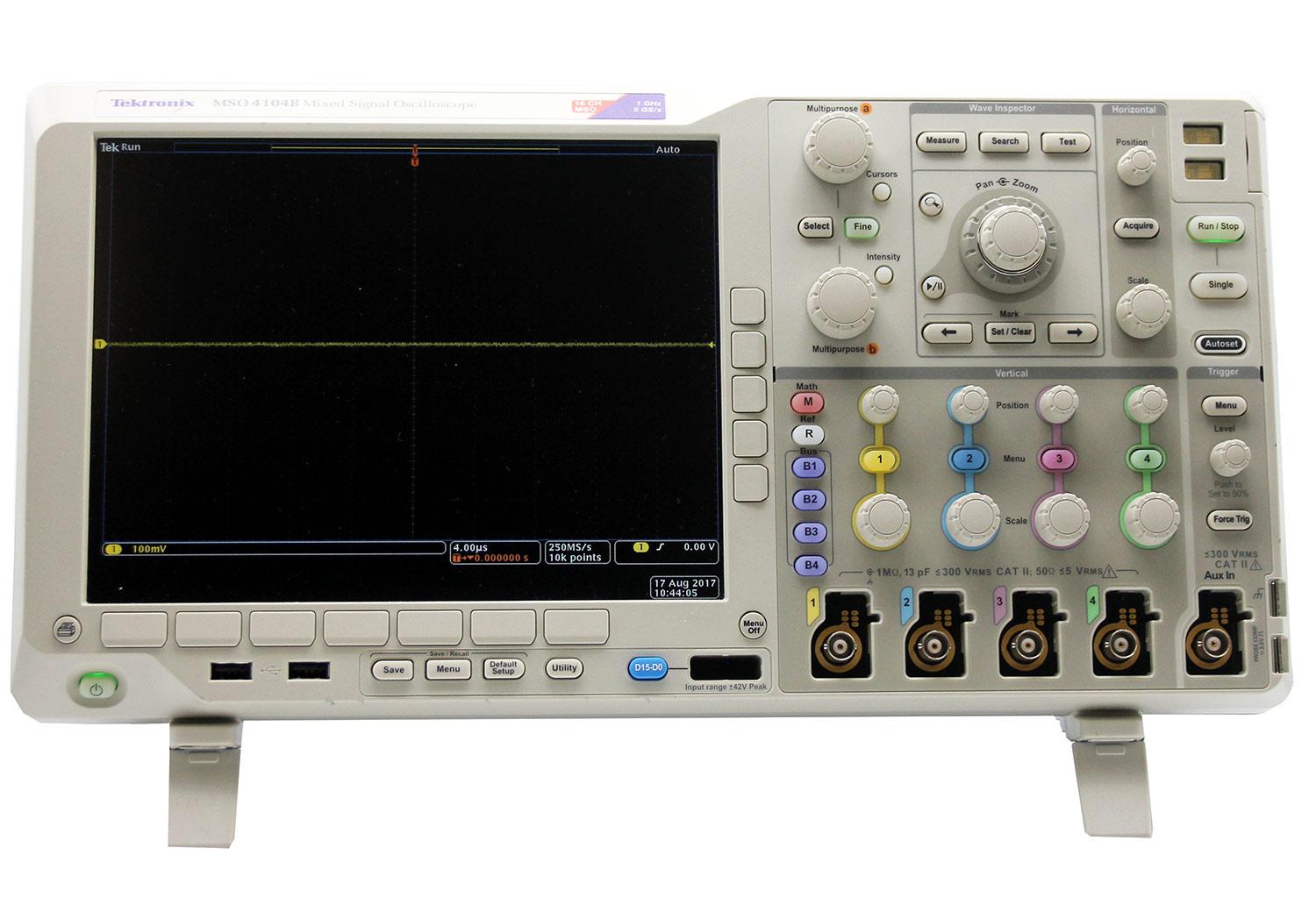 Tektronix MSO4104B