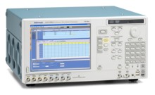 Tektronix AWG5004B