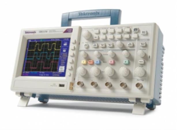 Tektronix TBS1104